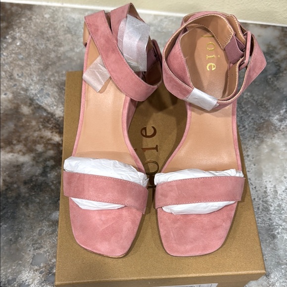 Joie Pink Heels Elegant and Comfortable - Picture 4 of 4